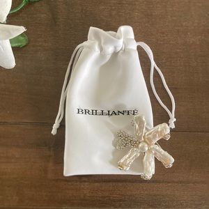 Brilliante Stone Brooch